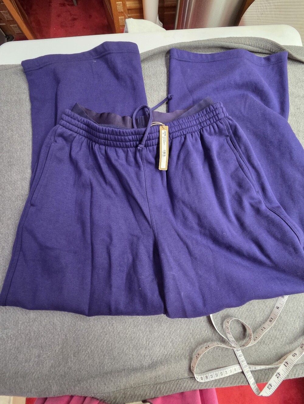 New with tags! Skims OVERSIZED Double Waistband Sweatpant